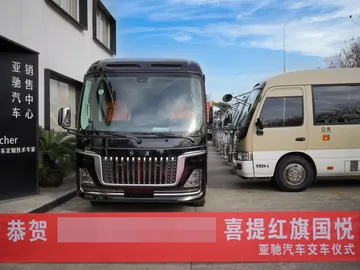 红旗国悦6座真实交车照片